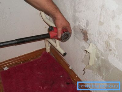 Eski borudaki diş kesme Eski borudaki diş kesme