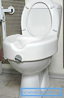 Engelli insanlar için klozet Engelli insanlar için klozet