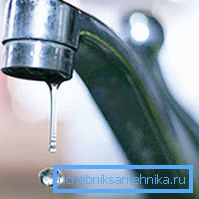 Damlalar bir jele dönüşene kadar beklemeyin - valfi zamanında onarın. Damlalar bir jele dönüşene kadar beklemeyin - valfi zamanında onarın.