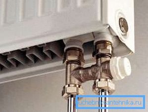Alt panel radyatör bağlantısı Alt panel radyatör bağlantısı