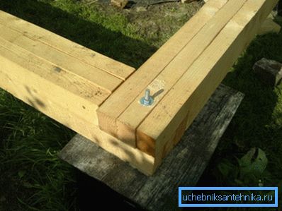 Alt trim yapıştırılmış lamine ahşap yapılır Alt trim yapıştırılmış lamine ahşap yapılır