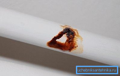 Isıtma borusunda bir fistül oluşturdu Isıtma borusunda bir fistül oluşturdu