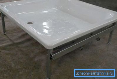 Paletler genellikle metal bir çerçeve ile tedarik edilir. Paletler genellikle metal bir çerçeve ile tedarik edilir.