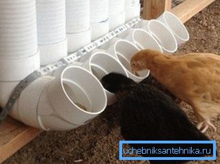 Kanalizasyon borularından kanatlı besleyiciler için seçeneklerden biri Kanalizasyon borularından kanatlı besleyiciler için seçeneklerden biri