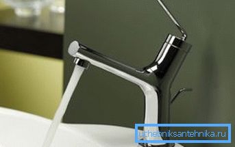 Tek kollu lavabo bataryası Tek kollu lavabo bataryası