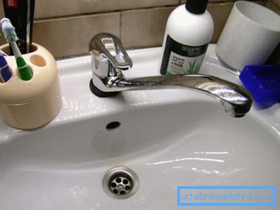 Ayrı lavabo musluk Ayrı lavabo musluk