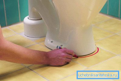 Seçilen pozisyonu ve montaj kulaklarını işaretleyin. Seçilen pozisyonu ve montaj kulaklarını işaretleyin.
