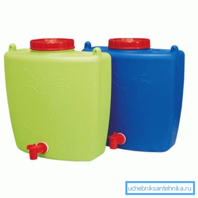Vinçli plastik tanklar. Vinçli plastik tanklar.
