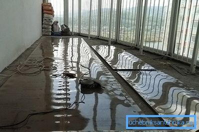Loggia üzerindeki film zemini Loggia üzerindeki film zemini