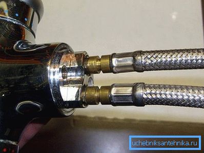 3959 Miksere hortum bağlantısı