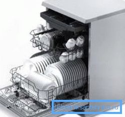 Ülkedeki su kaynağına bağlanmadan bulaşık makinesi, özel bir depolama tankına sahip olmalıdır. Ülkedeki su kaynağına bağlanmadan bulaşık makinesi, özel bir depolama tankına sahip olmalıdır.