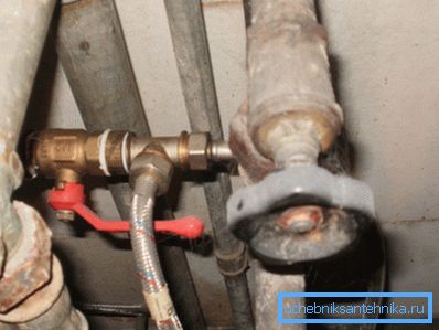Sovyet kapılarına bir örnek Sovyet kapılarına bir örnek