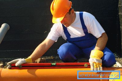 Bagajı dışarıda bırakarak sürekli olarak başka sesler duymaktan korkuyorsunuz. Bagajı dışarıda bırakarak sürekli olarak başka sesler duymaktan korkuyorsunuz.