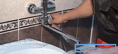 Karıştırma cihazının bağımsız montajı. Karıştırma cihazının bağımsız montajı.