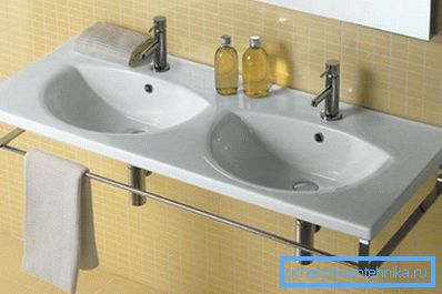 Büyük bir aile için çift model. Büyük bir aile için çift model.
