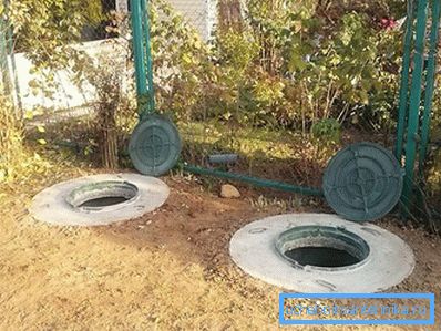 Ülkede beton halkaların septik tankı Ülkede beton halkaların septik tankı