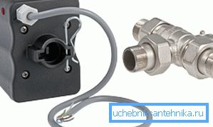Servo, vinçten ayrı olarak satın alınabilir Servo, vinçten ayrı olarak satın alınabilir