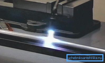 Isıtılarak bükme ürünleri. Isıtılarak bükme ürünleri.