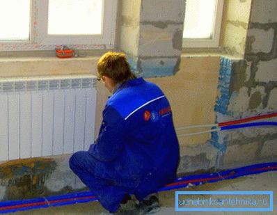 Kır evi ısıtma sistemlerinin karmaşık kurulumuna güvenin Kır evi ısıtma sistemlerinin karmaşık kurulumuna güvenin
