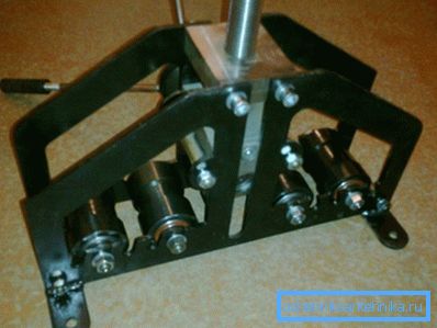 Metal profillerin yüksek kalitede işlenmesi için gelişmiş cihaz Metal profillerin yüksek kalitede işlenmesi için gelişmiş cihaz