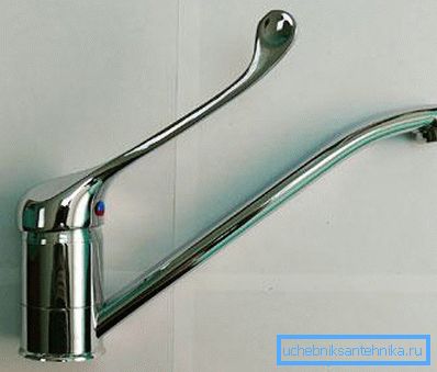 Dirsek tipi lavabo bataryası Dirsek tipi lavabo bataryası