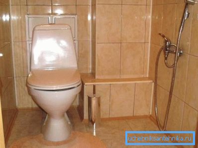 Ayrı banyoda bide için hijyenik duş ile mikser Ayrı banyoda bide için hijyenik duş ile mikser