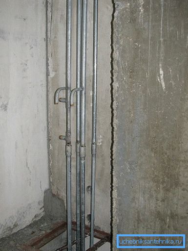Galvanizli su yükselticileri. Galvanizli su yükselticileri.