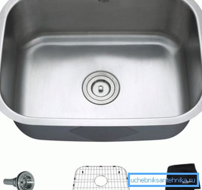 Yüksek kaliteli lavabolardaki duvarların kalınlığı 0,6 mm'den 1,2 mm'ye kadar ve daha fazladır, bu gösterge ne kadar büyükse, tasarım o kadar güçlüdür Yüksek kaliteli lavabolardaki duvarların kalınlığı 0,6 mm'den 1,2 mm'ye kadar ve daha fazladır, bu gösterge ne kadar büyükse, tasarım o kadar güçlüdür