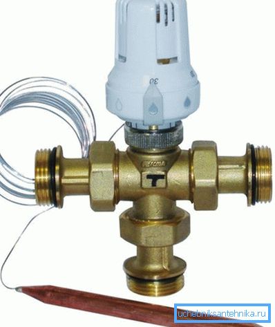 Daldırma tipi sensörlü üç yollu termostatik vana Daldırma tipi sensörlü üç yollu termostatik vana