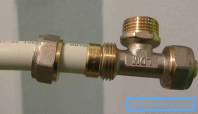 Kapak somunu ile Collet uydurma Kapak somunu ile Collet uydurma