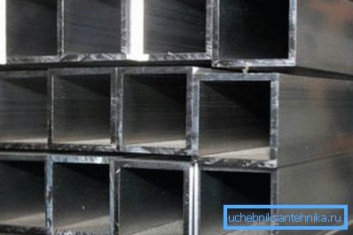 Bu ürünlerin korozyon önleyici özellikleri göz önüne alındığında, açık havada bile depolanabilir, ancak yüksek maliyeti hesaba katarak bunu yapmamaya çalışın. Bu ürünlerin korozyon önleyici özellikleri göz önüne alındığında, açık havada bile depolanabilir, ancak yüksek maliyeti hesaba katarak bunu yapmamaya çalışın.