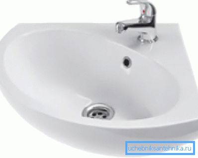 Küçük banyolar için 35 - 35 arası köşe lavabo Küçük banyolar için 35 - 35 arası köşe lavabo