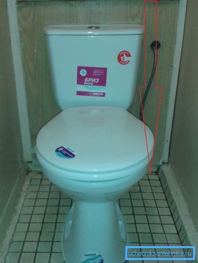 Banyo dolapları ile banyolara 70 cm (düşük) kadar tuvalet yerleştirilir. Banyo dolapları ile banyolara 70 cm (düşük) kadar tuvalet yerleştirilir.