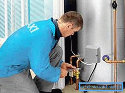 Isıtma kazanlarının gaz üzerine kurulması, sorumlu ve karmaşık bir süreçtir.