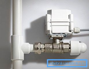 Su için yüklü elektrikli vinç Su için yüklü elektrikli vinç