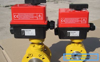Son zamanlarda, bu tür ürünler, sadece uzaktan veya otomatik kontrole izin vermekle kalmayan, aynı zamanda vincin açıklık derecesini hassas bir şekilde ayarlamayı mümkün kılan elektrikli aktüatörler ile donatılmaya başlamıştır. Son zamanlarda, bu tür ürünler, sadece uzaktan veya otomatik kontrole izin vermekle kalmayan, aynı zamanda vincin açıklık derecesini hassas bir şekilde ayarlamayı mümkün kılan elektrikli aktüatörler ile donatılmaya başlamıştır.