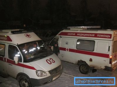 Sağlıkta ciddi bir bozulma durumunda hemen bir ambulans çağırın. Sağlıkta ciddi bir bozulma durumunda hemen bir ambulans çağırın.