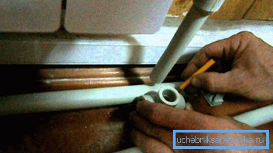 Takılı radyatörlerde boruları kendileri ölçün. Takılı radyatörlerde boruları kendileri ölçün.
