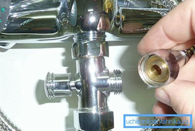 Banyo bataryası bağımsız olarak tamir edilebilir. Banyo bataryası bağımsız olarak tamir edilebilir.