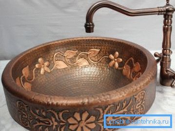 Eski bronz modeli Eski bronz modeli