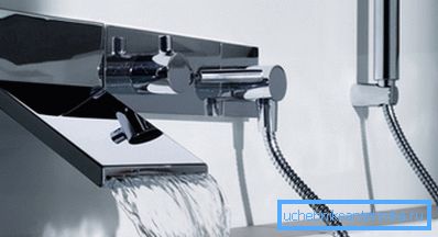 Tasarım kaskad banyo karıştırıcısının görünüşü. Tasarım kaskad banyo karıştırıcısının görünüşü.