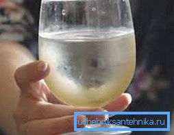 Kuyu ile kumdan su arızasıdır. Kuyu ile kumdan su arızasıdır.