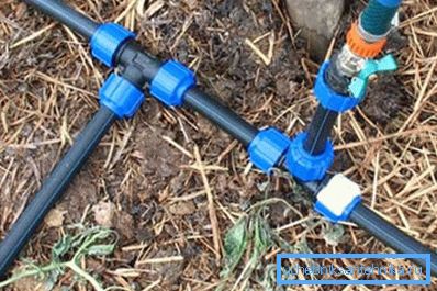 HDPE'nin bahçesini sulamak için su temini HDPE'nin bahçesini sulamak için su temini