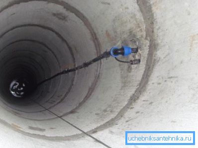 Betonarme halkalardan iyi su. Betonarme halkalardan iyi su.