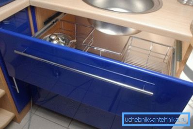 Mutfak için dolaplı gömme lavabo Mutfak için dolaplı gömme lavabo