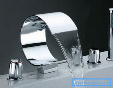 Gömme banyo armatürleri sıradışı bir ultramodern tasarıma sahip olabilir. Gömme banyo armatürleri sıradışı bir ultramodern tasarıma sahip olabilir.