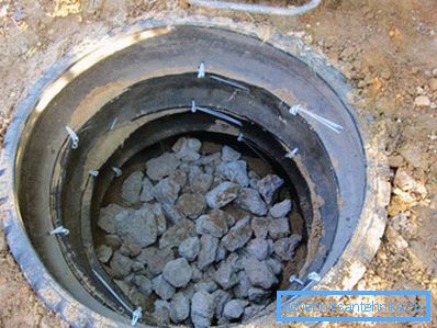 1179 Ezilmiş taş yastık ile ikinci çukur