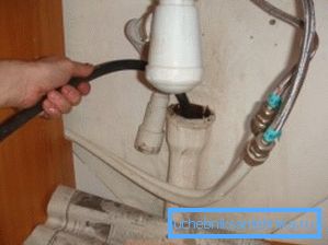 Tıkanmış kanalizasyonlar tıkanıklığı ortadan kaldırmak için derhal harekete geçmelidir. Tıkanmış kanalizasyonlar tıkanıklığı ortadan kaldırmak için derhal harekete geçmelidir.